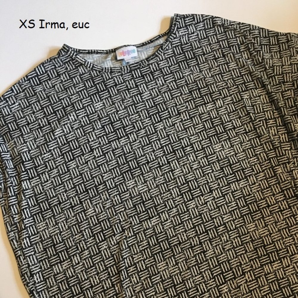 XS Lularoe Irma oversized tunic, black white